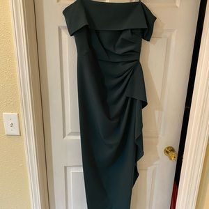 Vince Camuto forest green dress